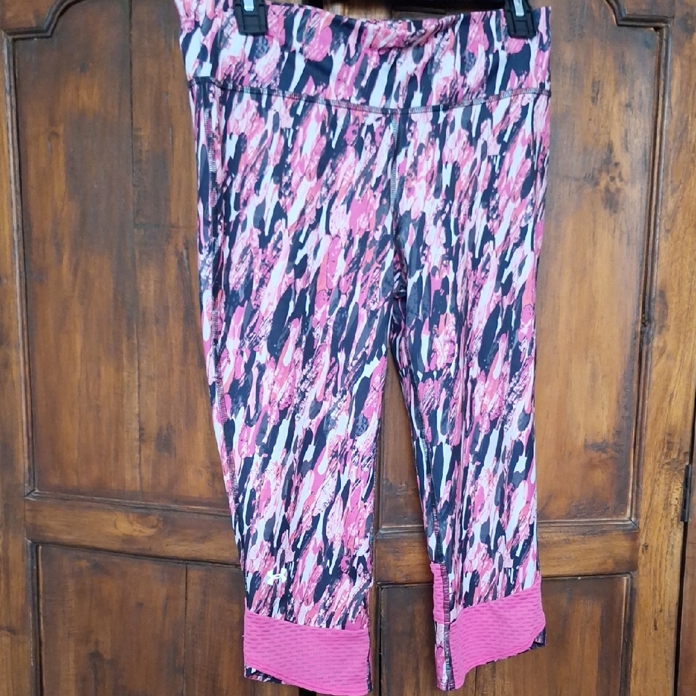 Under Armour Vibrant Pink and Black Abstract Leggings